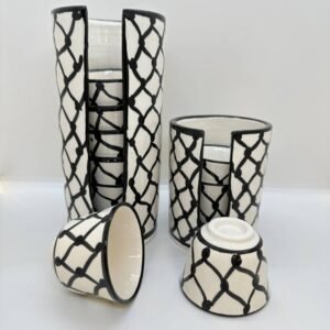 فناجين قهوة بنكشة الكوفية الفلسطينية